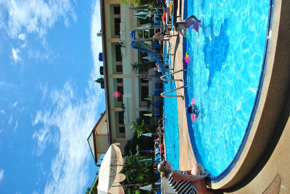 Karon Village Hotel Buitenkant foto