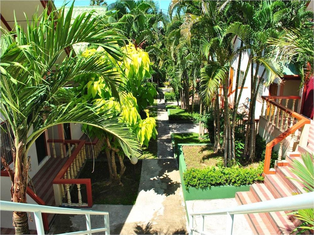 Karon Village Hotel Buitenkant foto